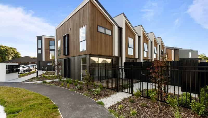 1/10 Tonga Place, Riccarton