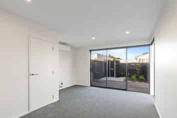 1/10 Tonga Place, Riccarton