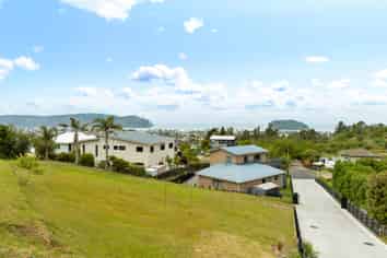 2 Horizon Views Way, Whangamata