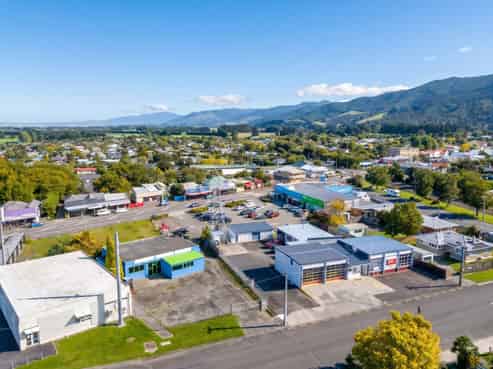 Prime Commercial - Smart Space, Serious Potential