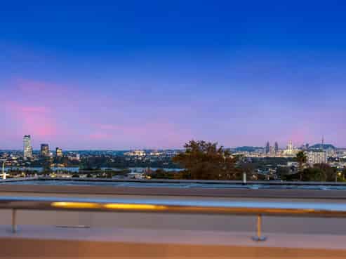 2b Richards Avenue, Forrest Hill
