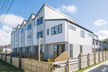 F/208 Archers Road, Glenfield