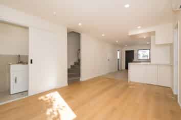 E/206 Archers Road, Glenfield