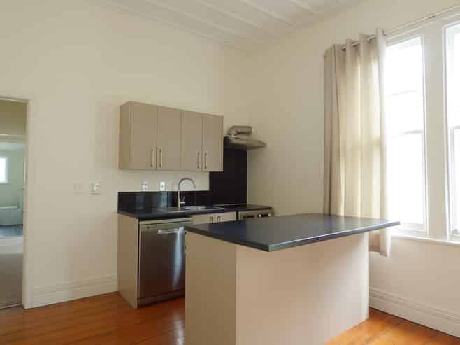 2/83 Calgary Street, Mount Eden