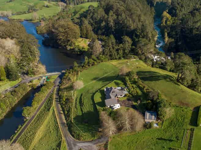 135A McLaren Falls Road, Lower Kaimai