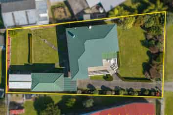 2 Roslyn Road, Levin