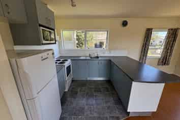 72 Queens Road, Waikanae Beach