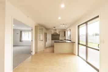 60 Farringdon Avenue, Rototuna
