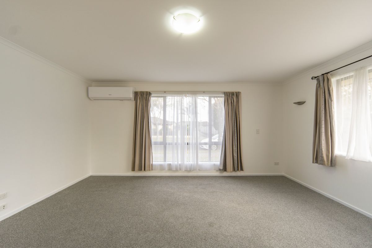 Upmarket family home in Rototuna - Mehr