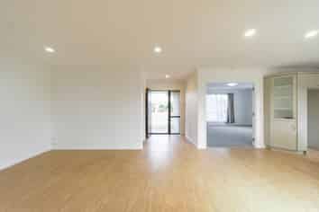 60 Farringdon Avenue, Rototuna