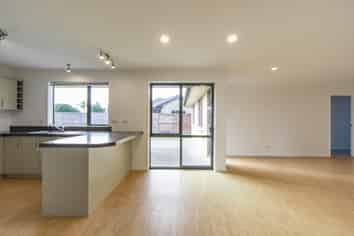 60 Farringdon Avenue, Rototuna