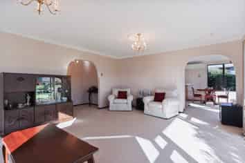 30 Royleen Street, Casebrook