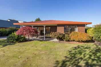 30 Royleen Street, Casebrook