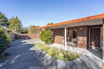30 Royleen Street, Casebrook