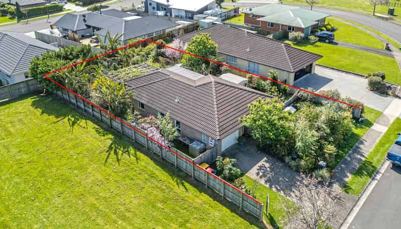 100  Greenhills Drive, Coromandel