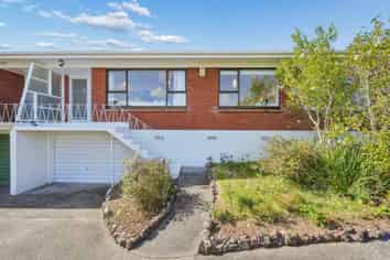4/49 Turama Road, Royal Oak