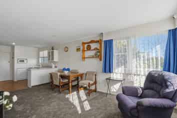 28 Arun Crescent, Glengarry