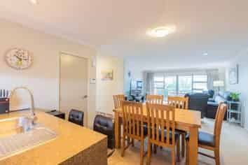 11 Jeannie Way, Waikanae Beach