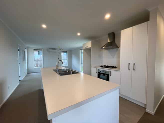 38 Pragma Rise, Rototuna