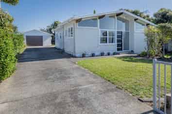 4 Weld Street, Levin