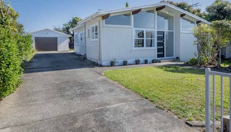 4 Weld Street, Levin