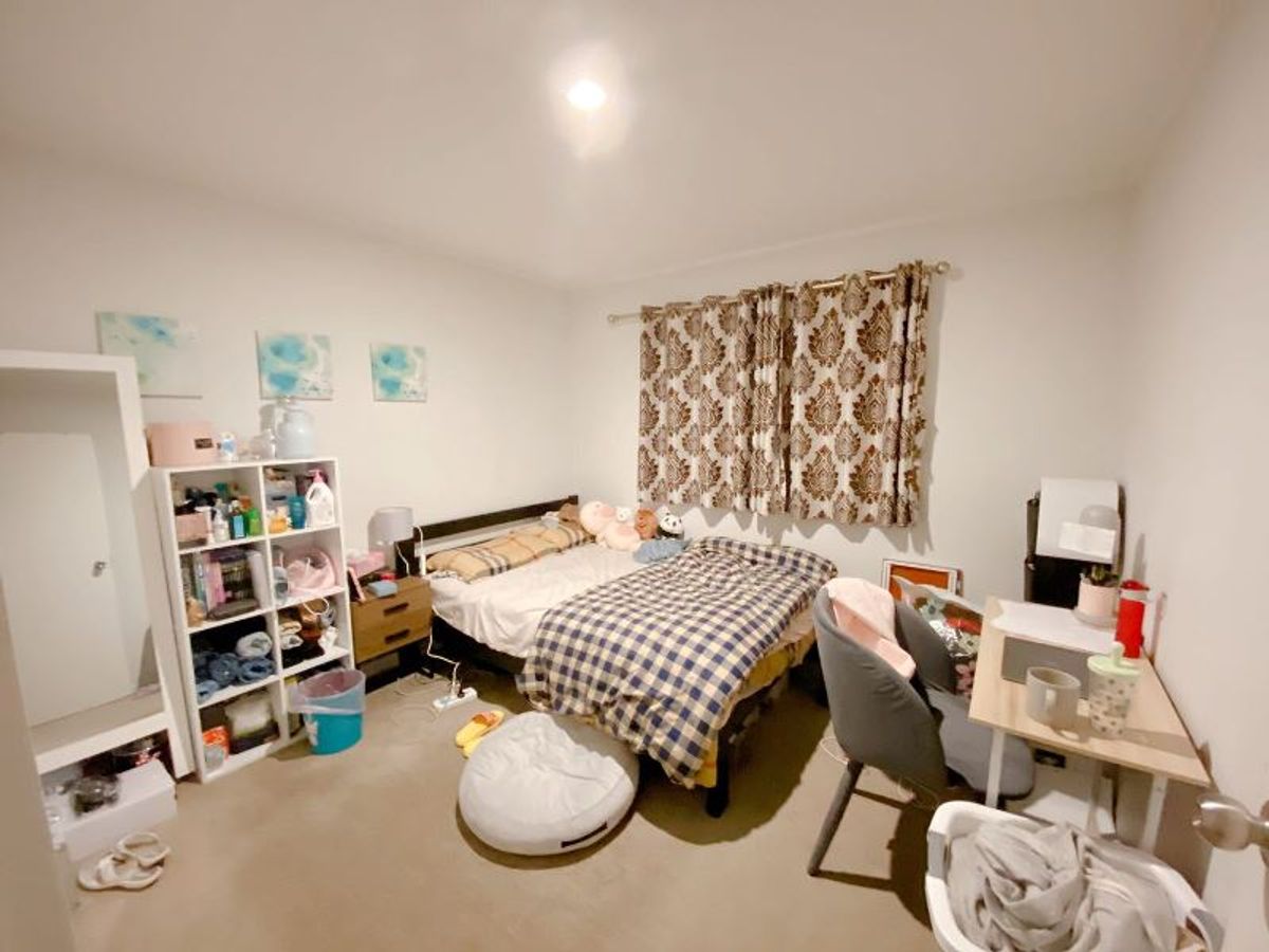 Part furnished 3 bedroom 2 bathroom family home - Ansicht 6
