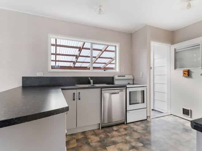 13 Hornsby Street, Carterton