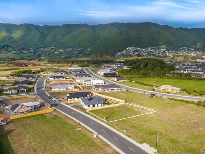 19 Kotuku Ngutupapa Way, Waikanae