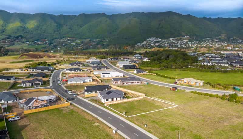 19 Kotuku Ngutupapa Way, Waikanae