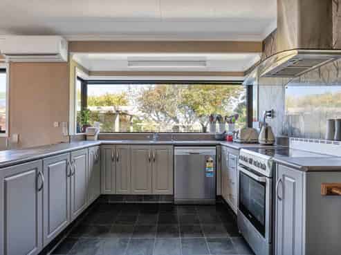 13 King Edward Street, Eltham