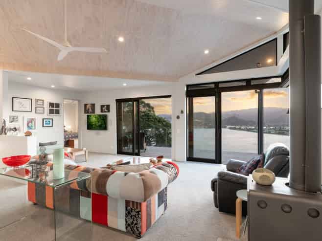 8 Wiremu Road, Tairua