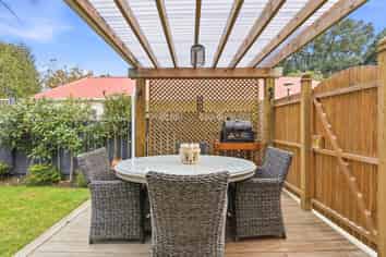 12B Kent Road, Saint Johns Hill