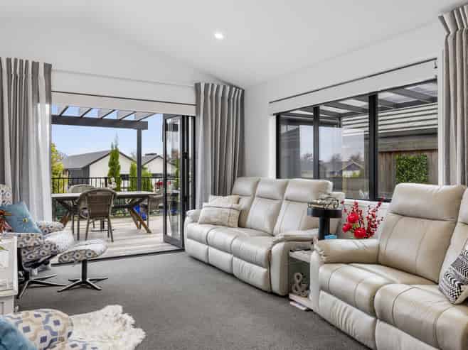 43 Harakeke Drive, Wharewaka