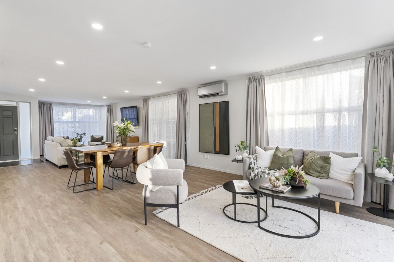 Modern, renovated living in Addison Park - Widok 5