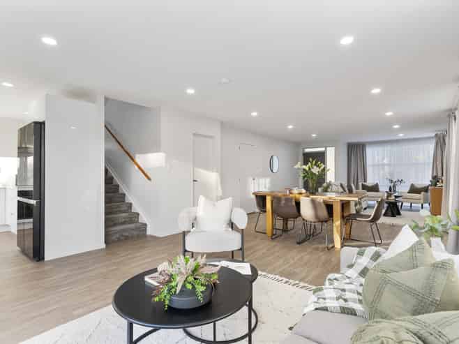12 Phar Lap Crescent, Takanini
