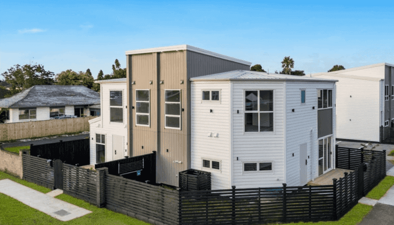 1-2/30 Carruth Road, Papatoetoe