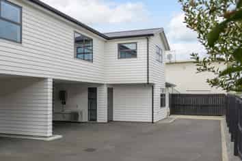 4/54 Rm C Cook Street, Hamilton East