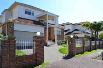 32 Rosepark Crescent, Remuera
