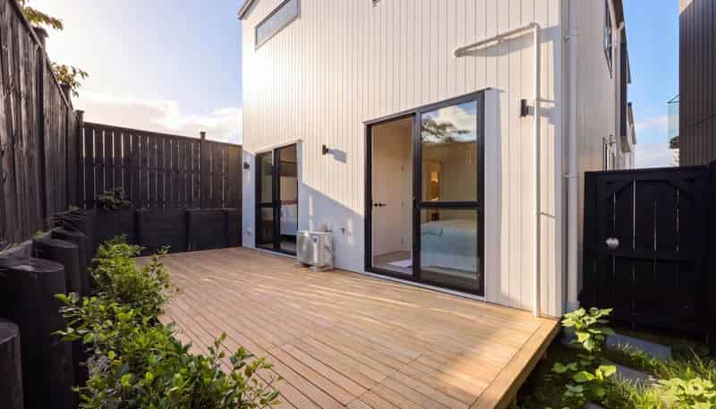 13C Meadway, Sunnyhills