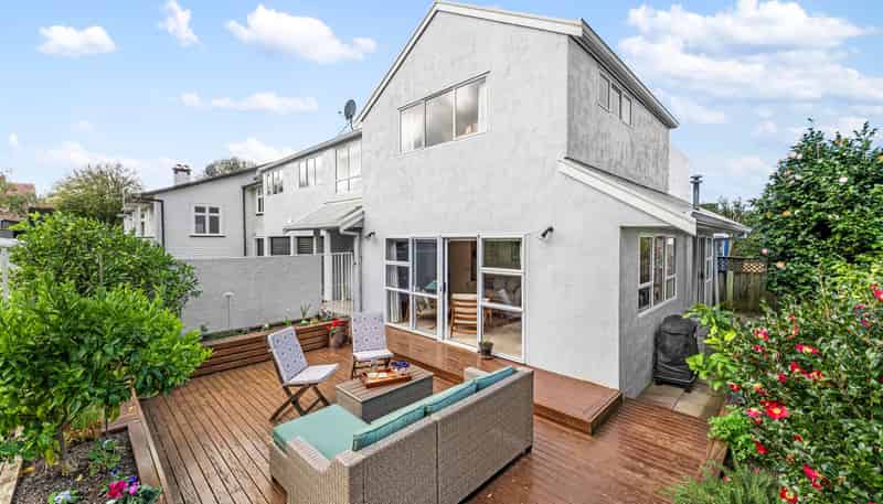 2/23 Martin Avenue, Remuera