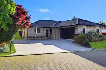 28 Baxendale Drive, Westbrook