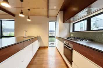 46 Hewitts Rd, Merivale