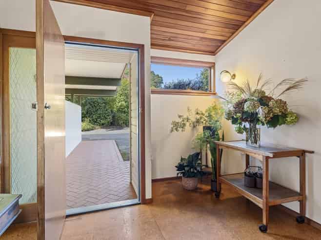 20 Portland Drive, Mangorei