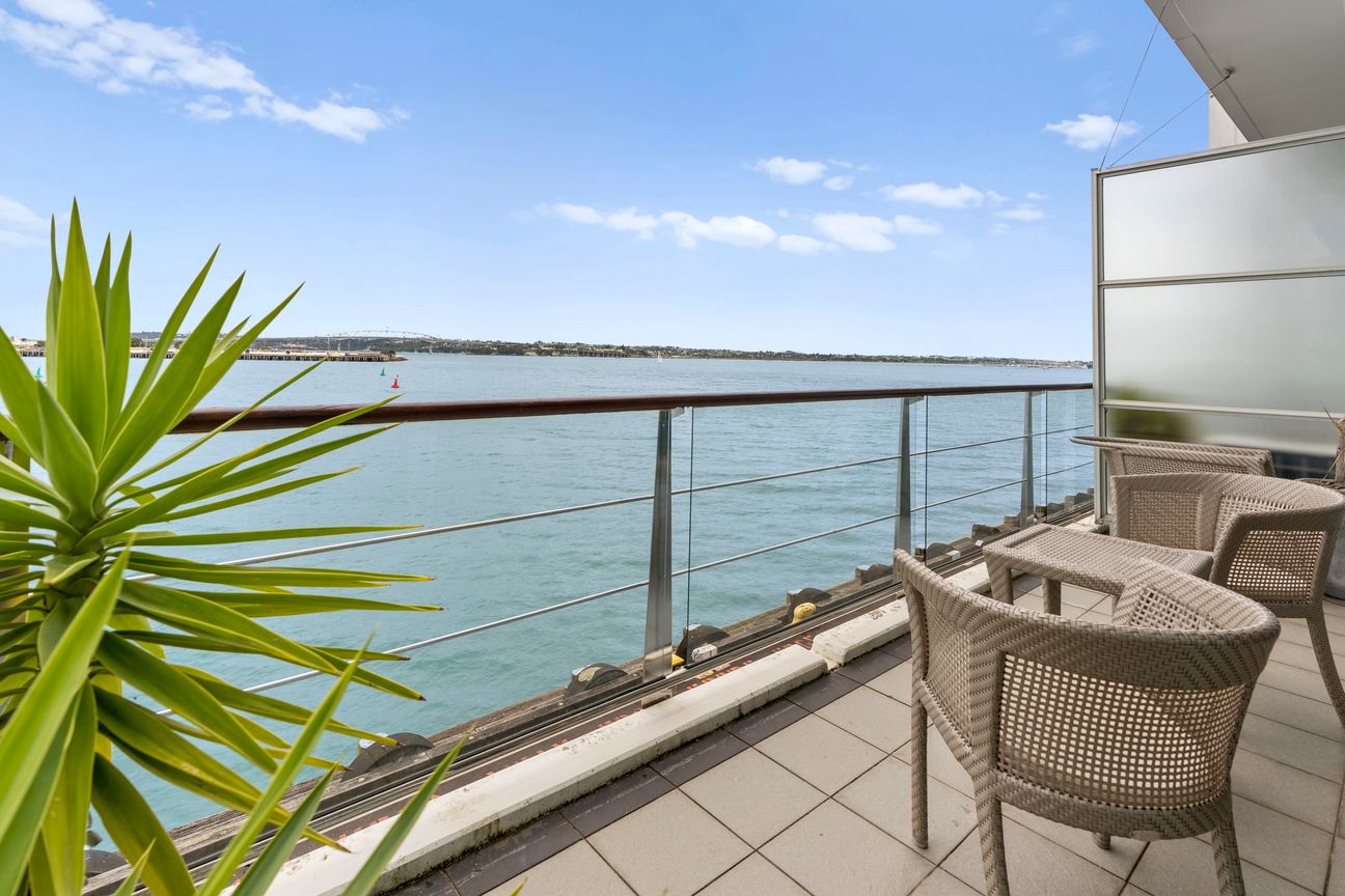 Waterfront Living Redefined - Widok 2