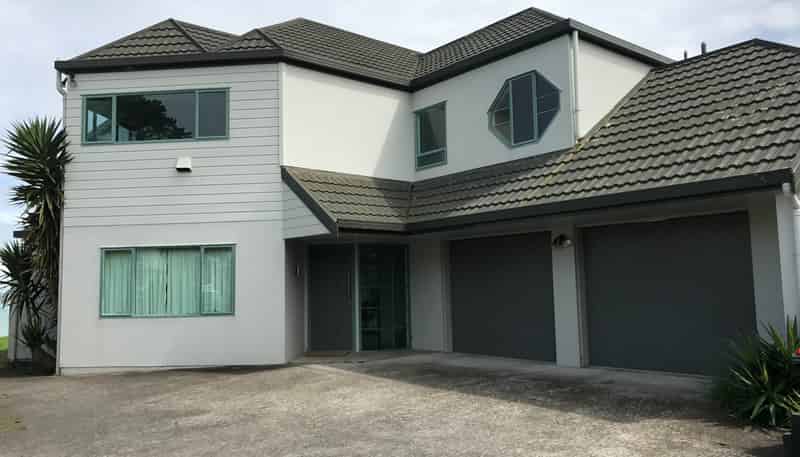 25 Puriri Road, Beachlands