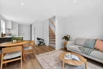7/46 Cuba Street, Petone