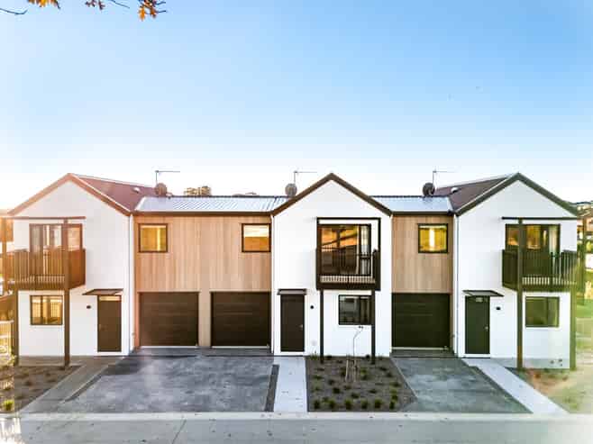 2/16 Halo Green, Glenview