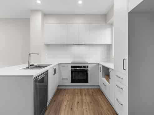 2/16 Halo Green, Glenview