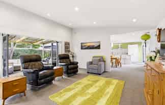 8 Lochaber Drive, Nukuhau