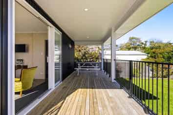 2/19 Awanui Street, Hilltop